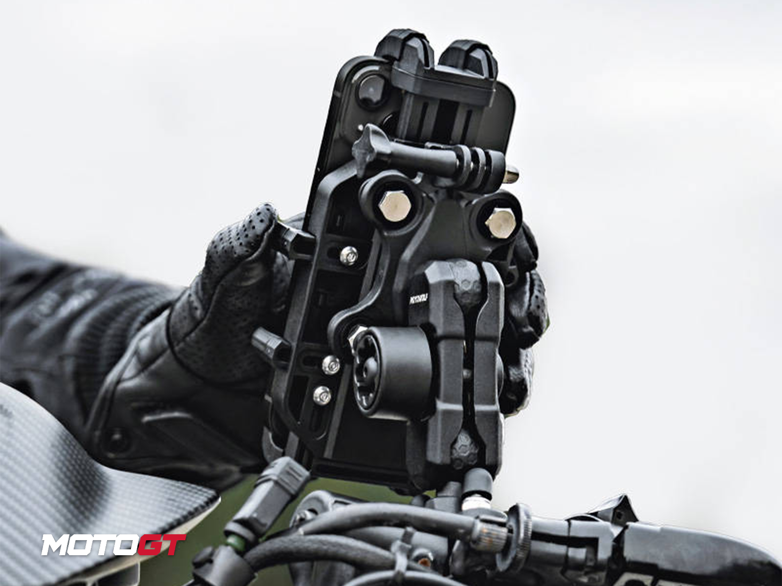 Motowolf fast lock phone holder